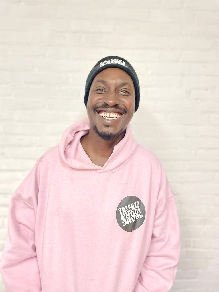 Donovan Rapper Amsterdam Rotterdamse Wijken Show Centrum - Maak Mee In Je Wijk